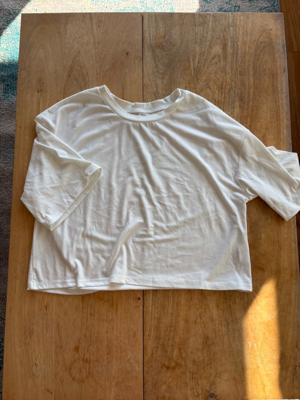 Women's boxy White Crop T-Shirt